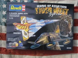 Revell 05709  ICONS OF AVIATION ''TIGER MEET''